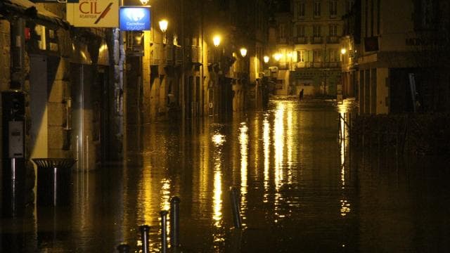 Image d'illustration pour Dépression Qumaira - vents forts - graves inondations en Bretagne